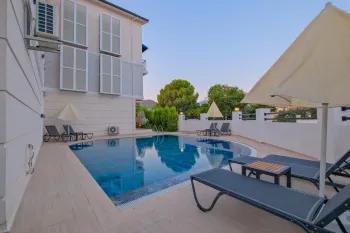 Роскошные объекты в Чалыше рядом со всеми удобствами